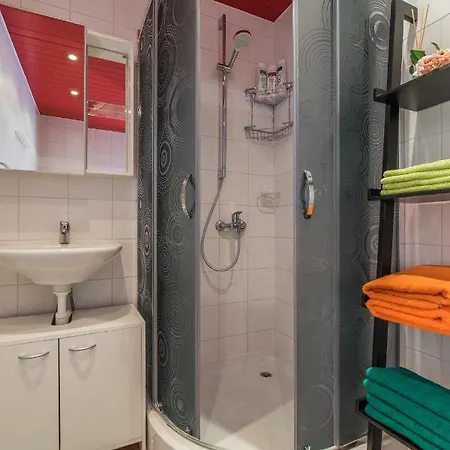 아파트 Uus-tatari 4 Apartments- City Center • Free Parking