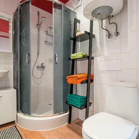 아파트 Uus-tatari 4 Apartments- City Center • Free Parking *